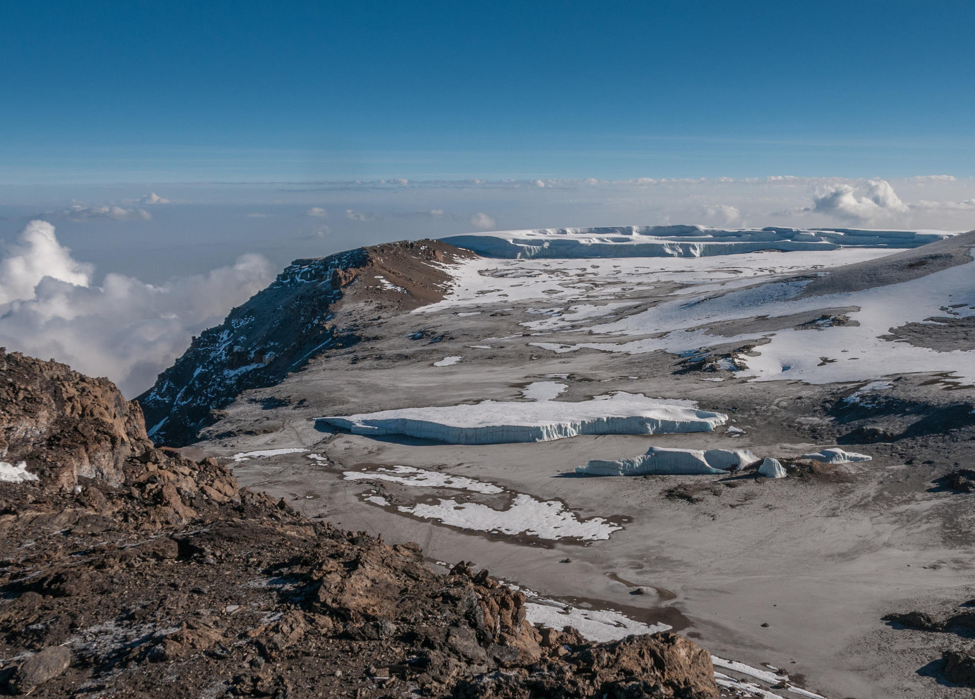 Har du hørt om mange som har gått via krateret på Kilimanjaro? Tvilsomt.