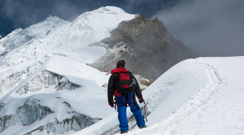 Lobuche East Peak