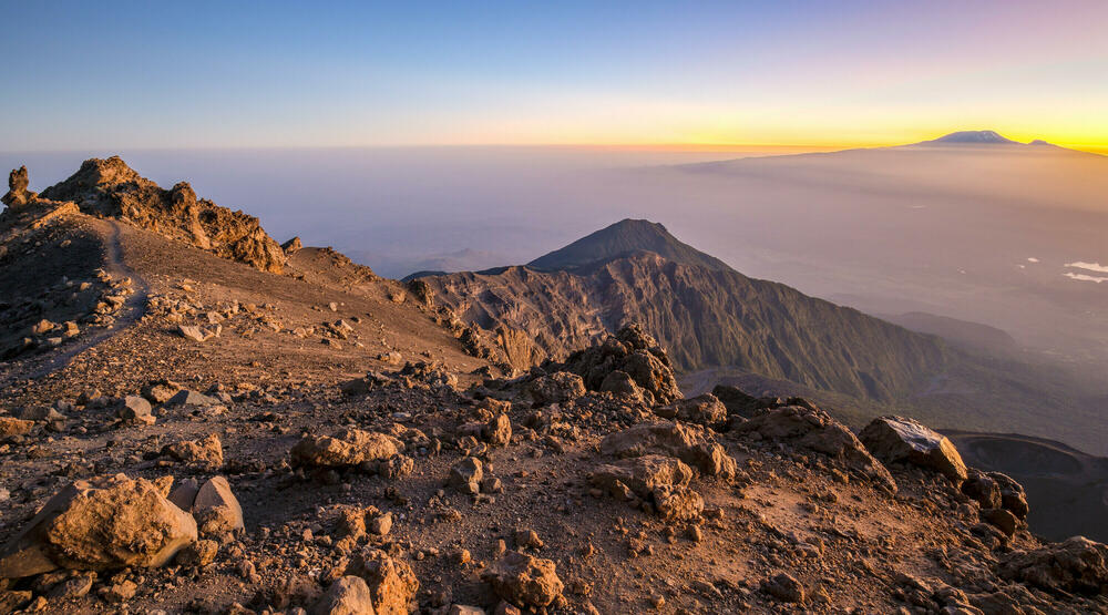 Kilimanjaro og Mount Meru