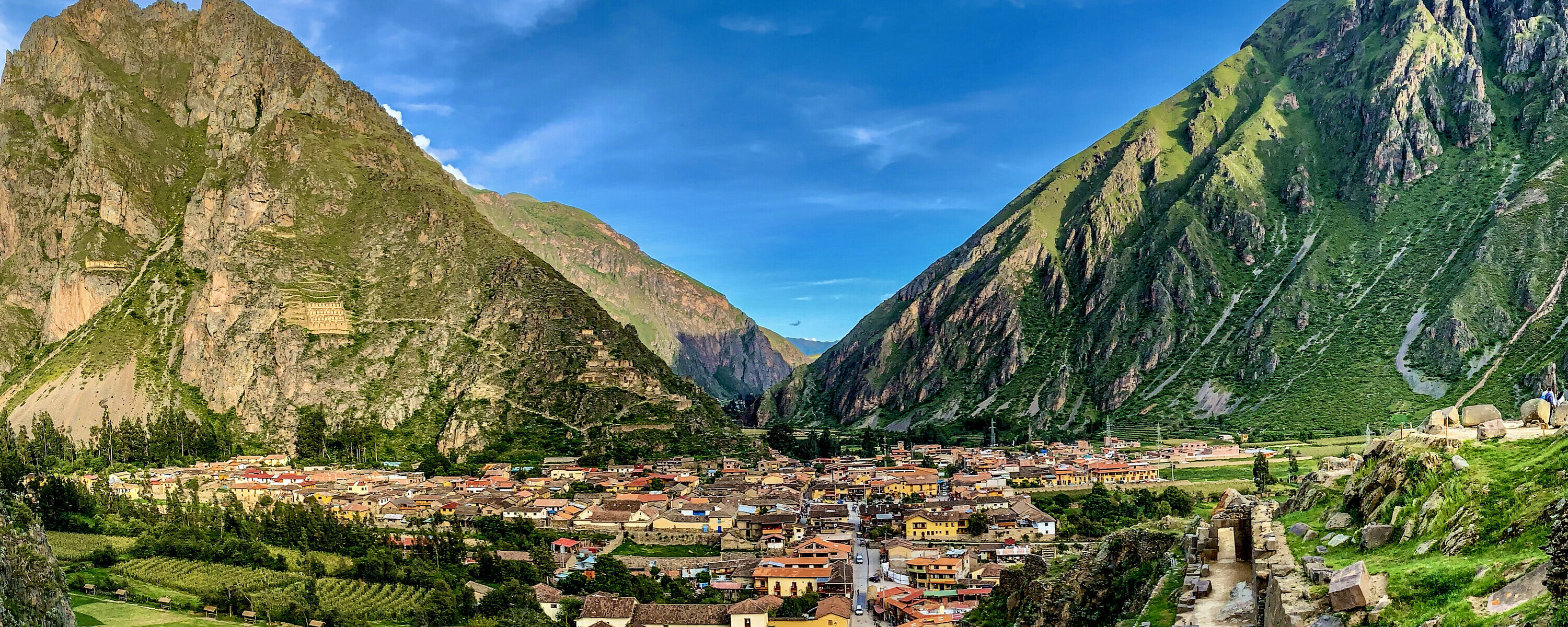 Den hellige dal i Peru er et spektakulært landskap med imponerende arkeologiske ruiner, landbruksmark, og pittoreske landsbyer som er omgitt av mektige fjell og klare elver.