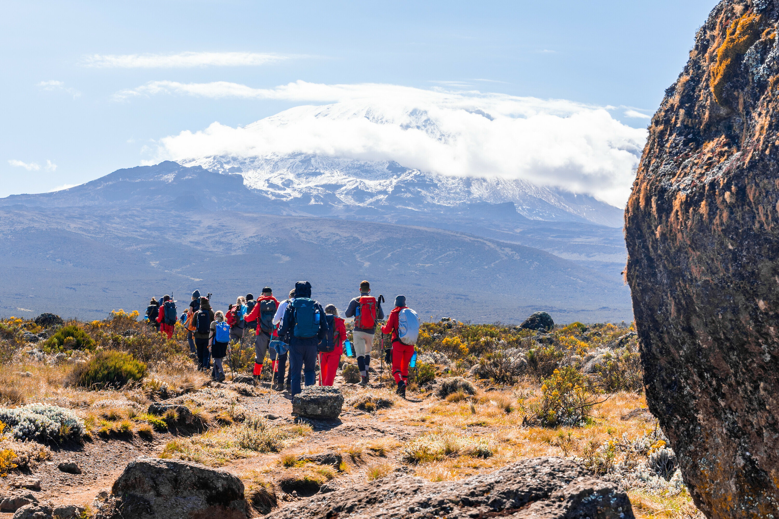 Gruppe på vei mot toppen av Kilimanjaro