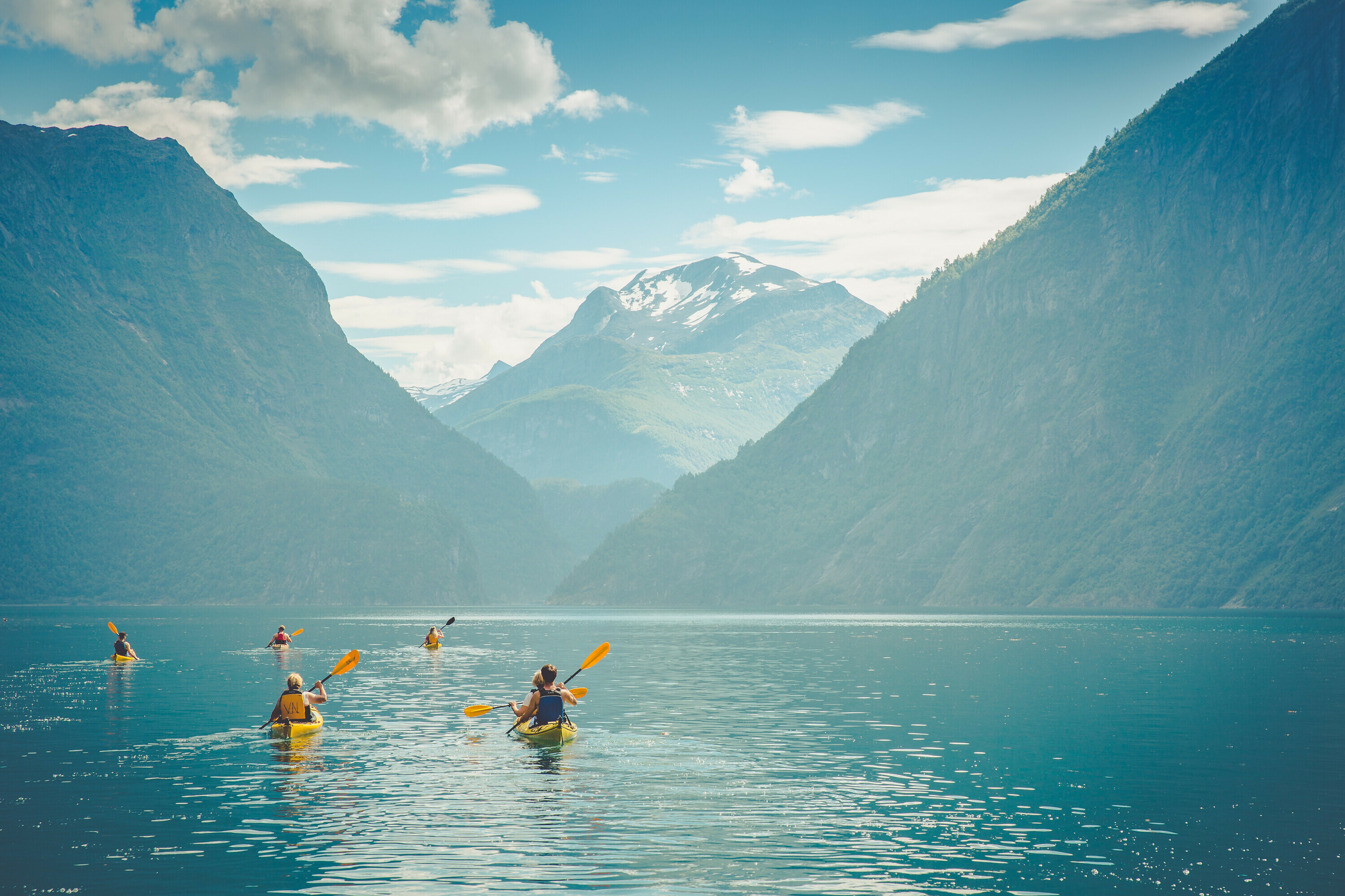 Fjelltur og kajakk i Romsdalen og Sunnmøre